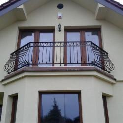 Balustrady zewnętrzne 118