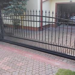 ozdobna metalowa brama 003