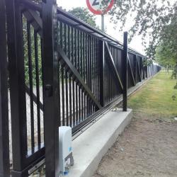 solidna metalowa brama wjazdowa02