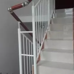 balustrady schodowe z porecza